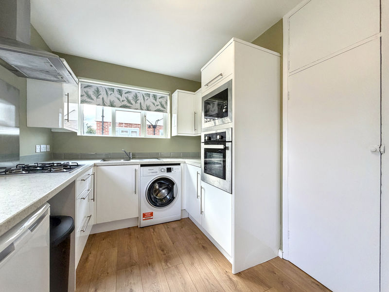 Kitchen- click for photo gallery